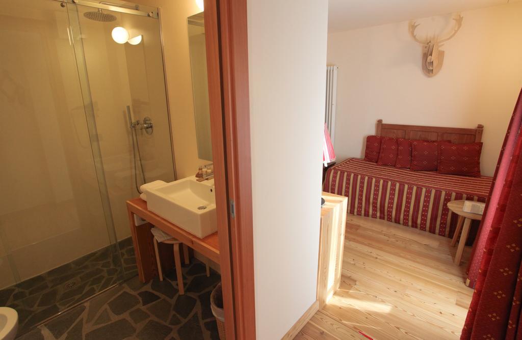 Hotel Berthod Courmayeur Pokoj fotografie