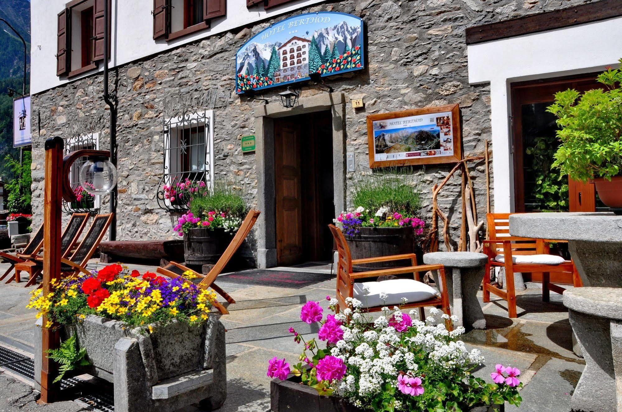 Hotel Berthod Courmayeur Exteriér fotografie